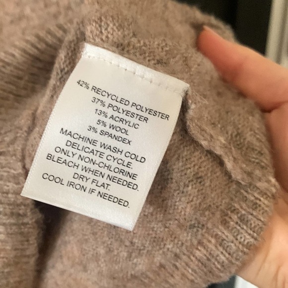 Cobble Lane Pullover Cable Cable Knit Sleeve Sweater. Size S - Picture 6 of 10